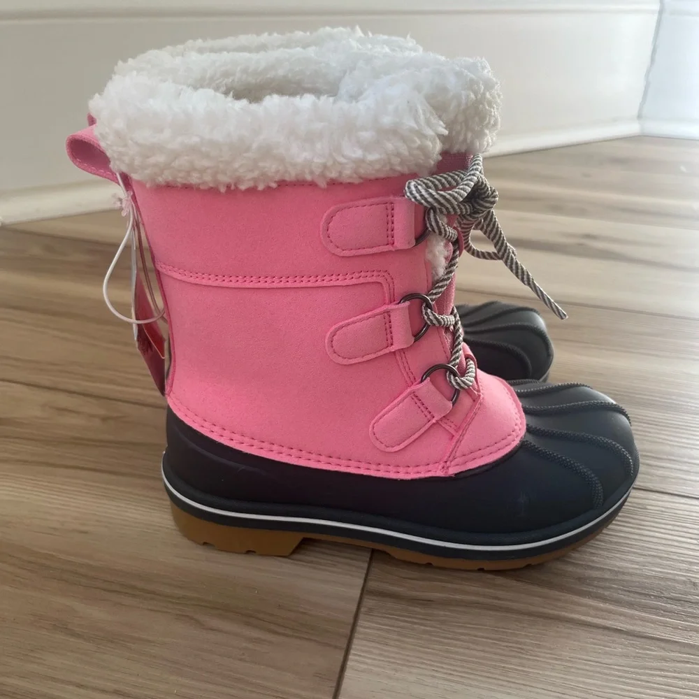 Cat and Jack Girls Pink and Black Winter Snow Boots with Faux Fur Lining Size 1